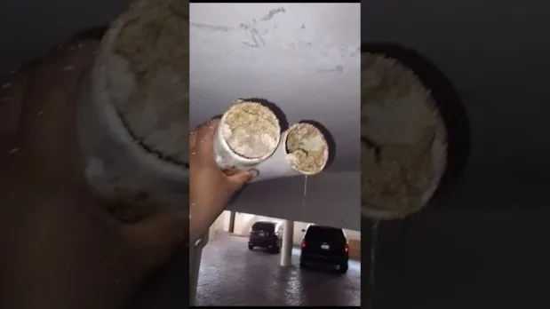 Atasco vertical por acumulación de cal en bajante en Las Palmas