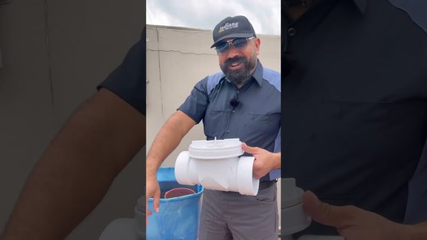 Control de emergencia por retorno en desagüe de cocina en Las Palmas