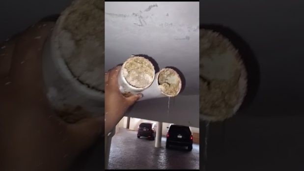 Desatasco de sumideros exteriores con maquinaria en Las Palmas